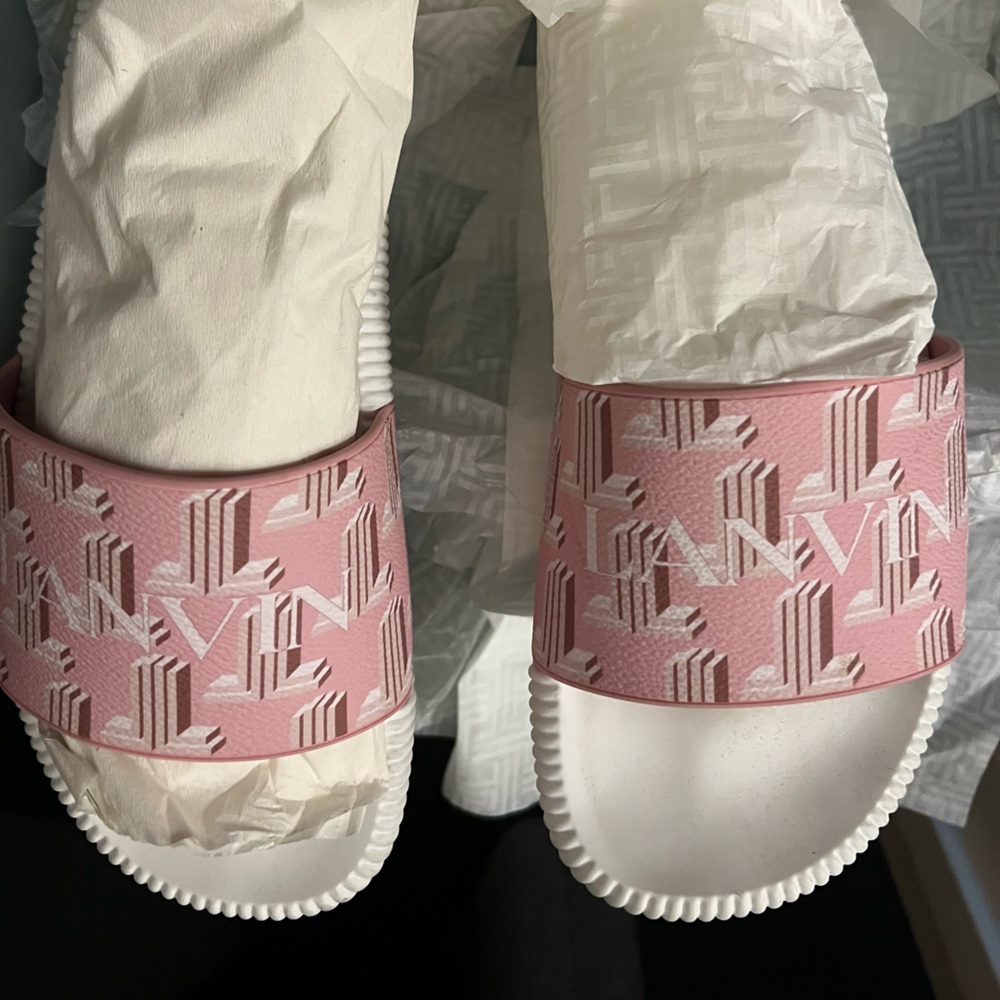 Lanvin slides size 39